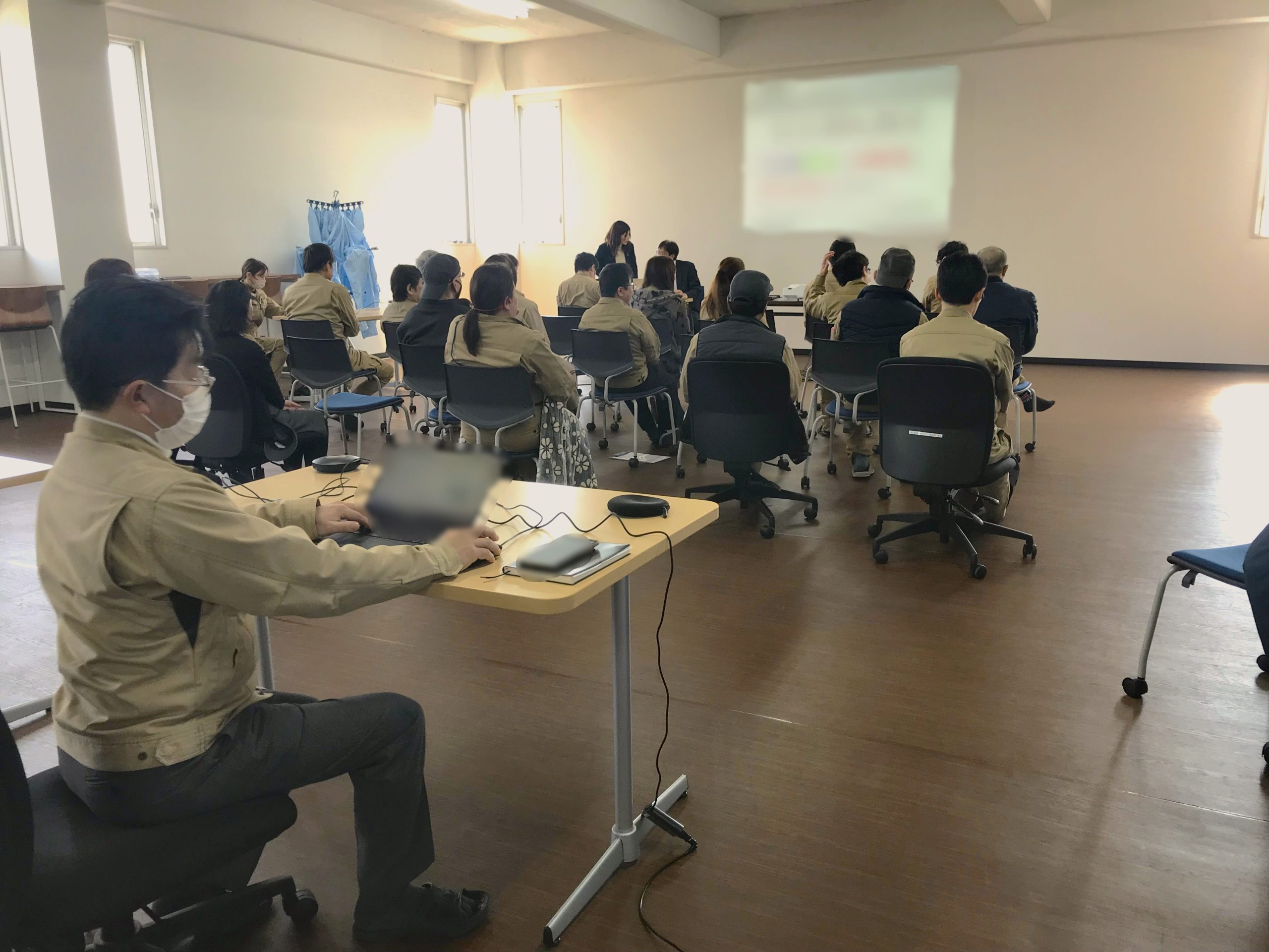 安全運転講習会実施！ ｜ブログ｜㈱都築産業